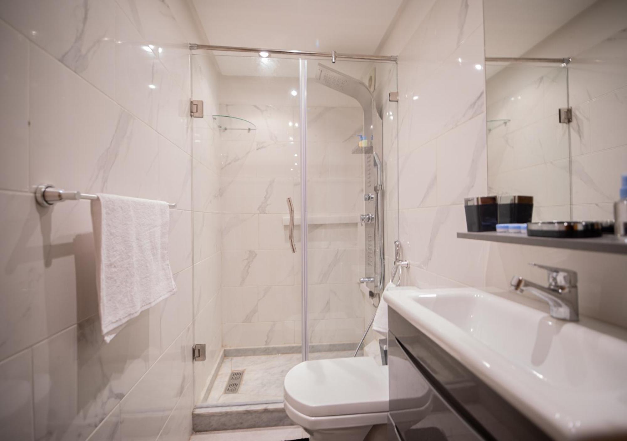R101- Cosy And Stylish Apartment With King Size Bed- Belvedere Casablanca Exterior foto